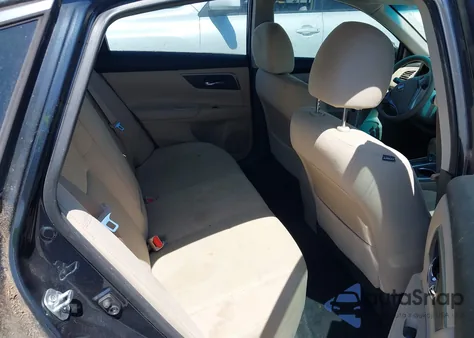 2015 Nissan Altima 2.5 S из США, поврежденный, VIN 1N4AL3AP0FC279262